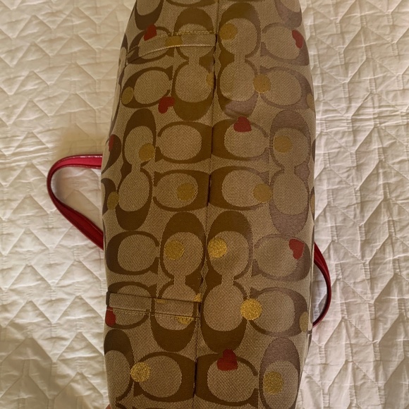 Coach purse - Picture 2 of 7